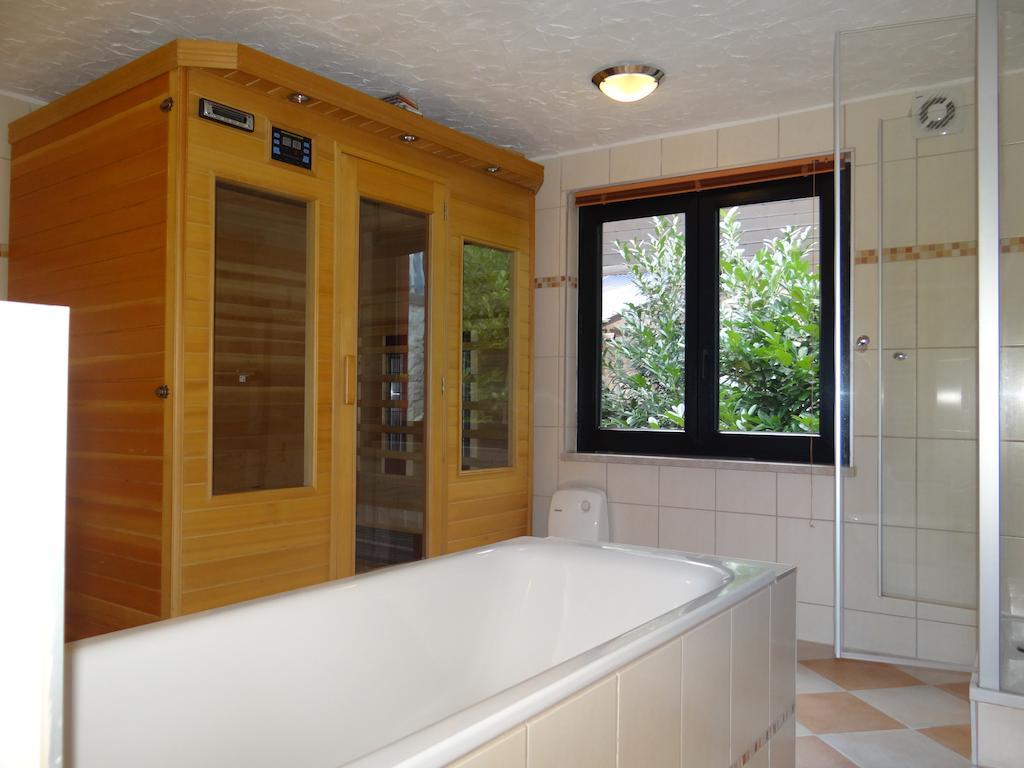 Haus Am Bachgasse - Haus Von 1777 Mit Sauna Zell an der Mosel Kültér fotó